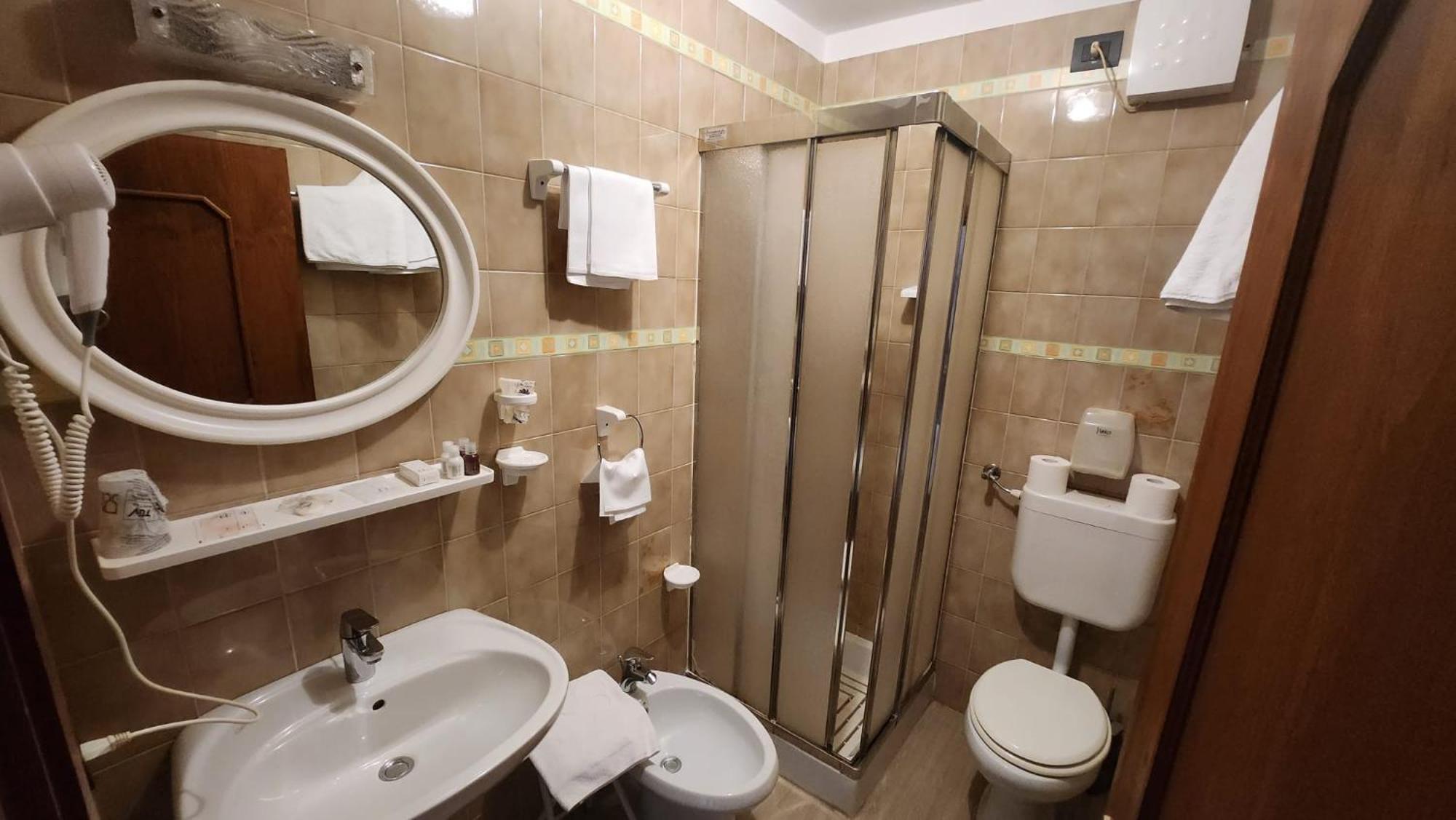 Inter Hotel B&B Vigo di Fassa Dış mekan fotoğraf